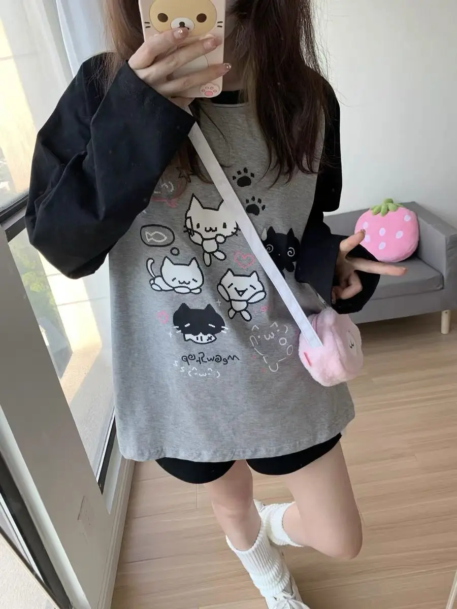 Kawaii Skater Girl T-shirt with Cartoon Cats - 2