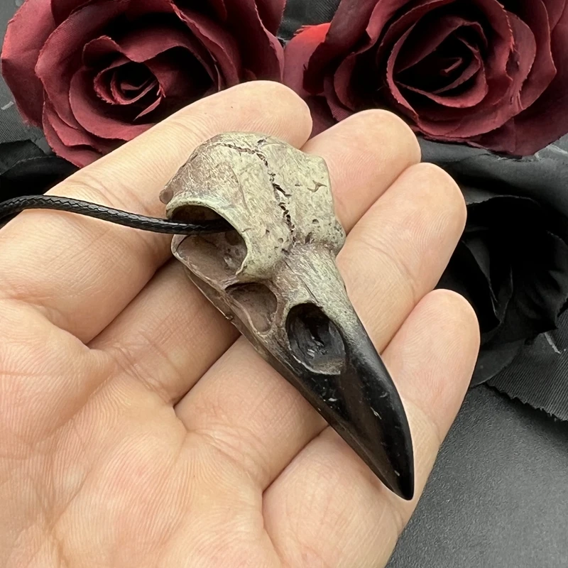 3D Witchcore Raven Skull Necklace - 2