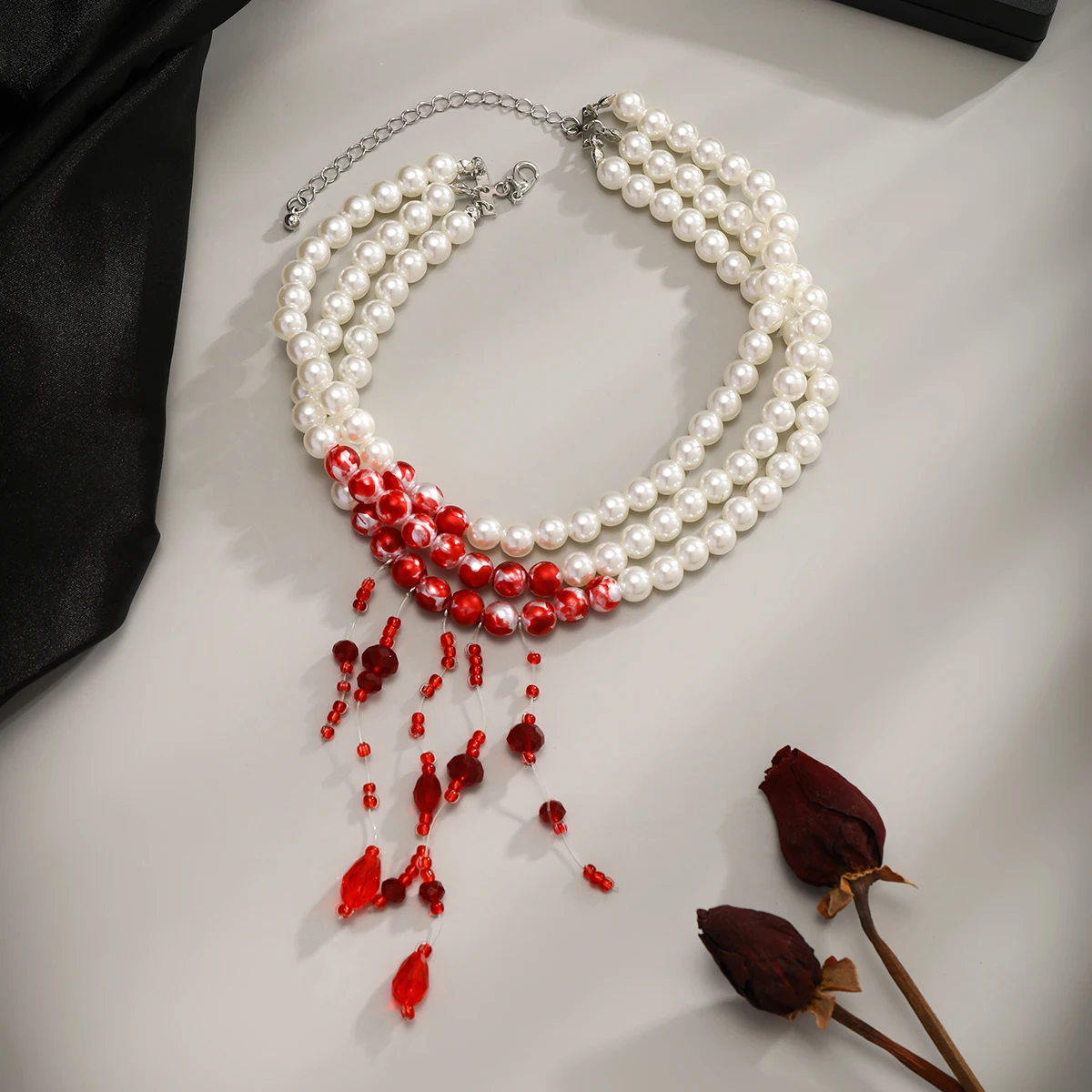 Vampiric Crystal Imitation Pearl Necklace Choker