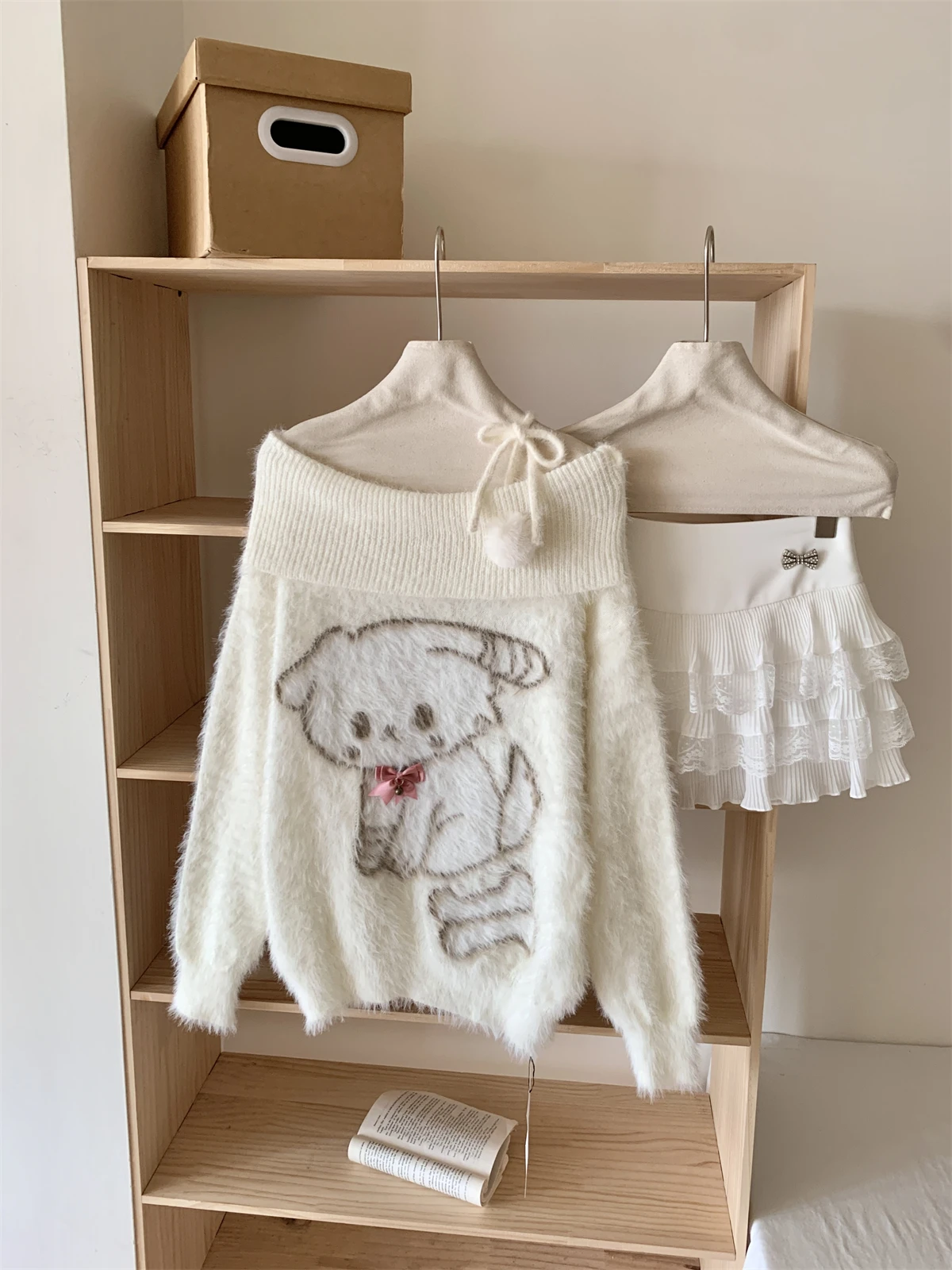 Kawaii Slash Neck Puppy print Sweater - 4