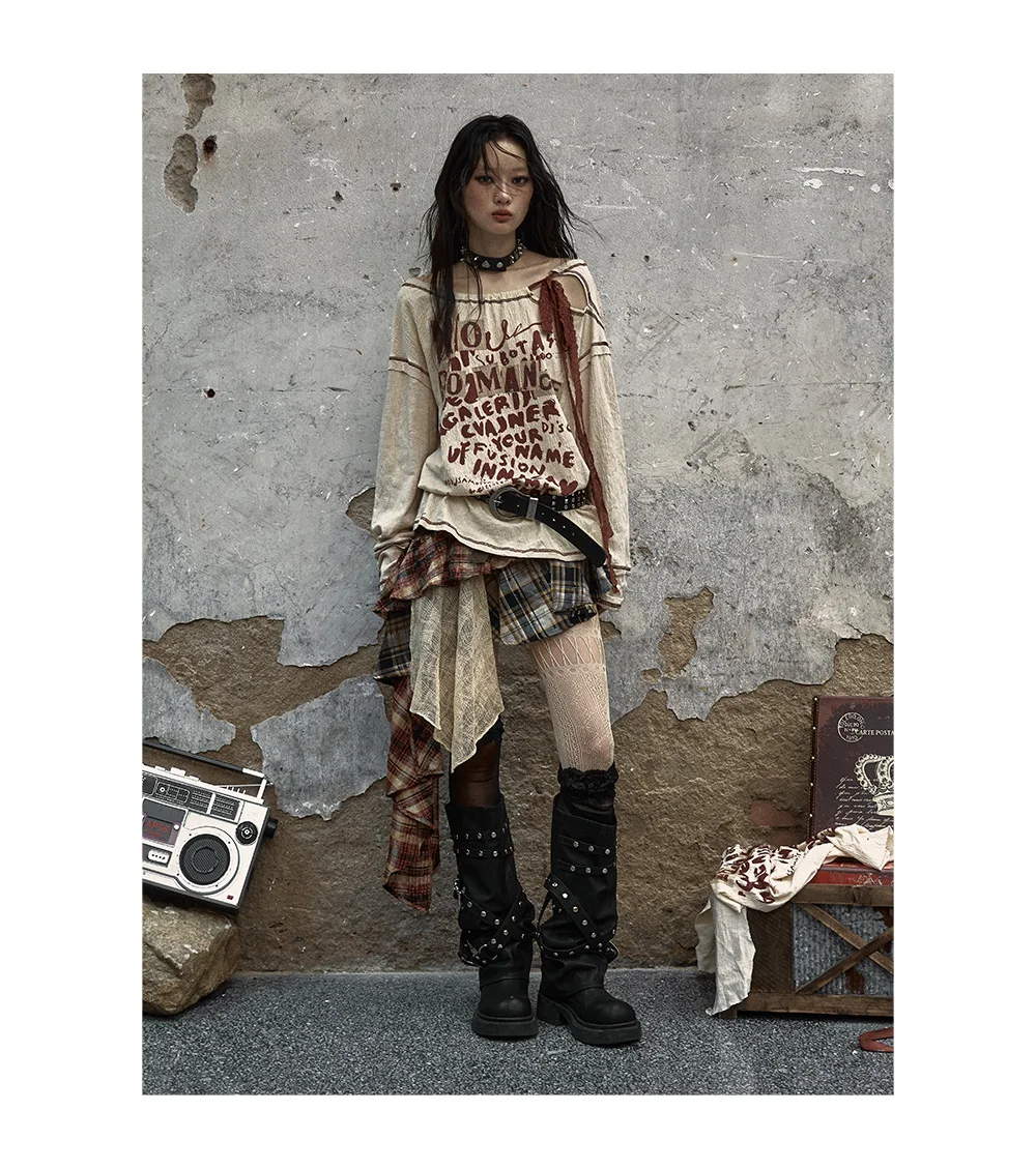 Grunge Streetwear Distressed Graphic T-Shirt - 2
