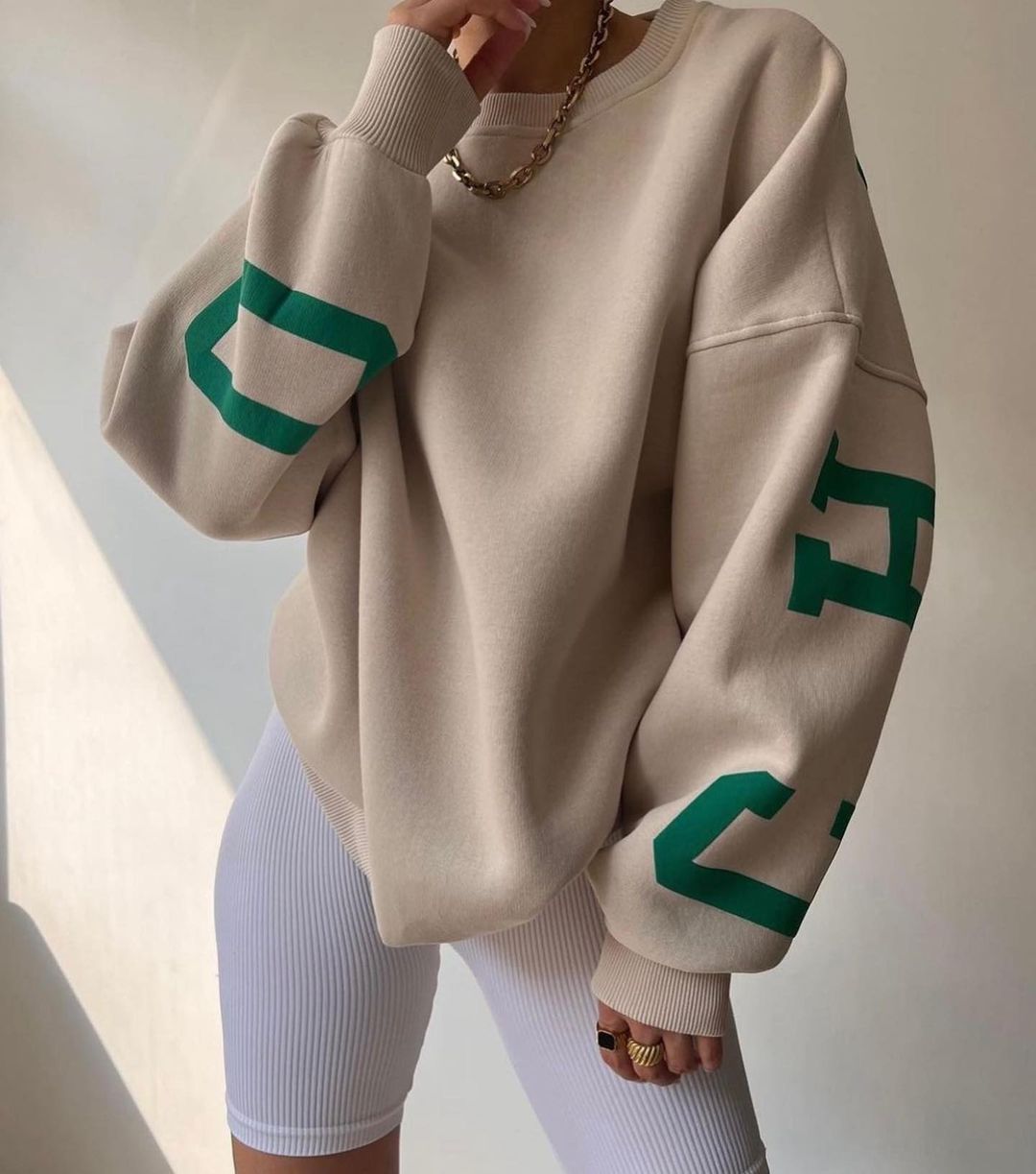 Streetwear Athleisure Sweatshirt in Übergröße - 4