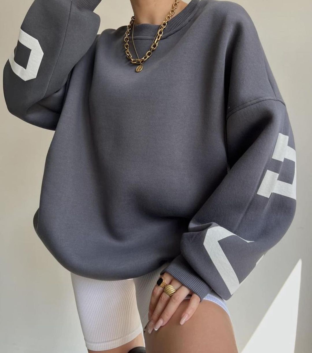 Streetwear Athleisure Sweatshirt in Übergröße - 7
