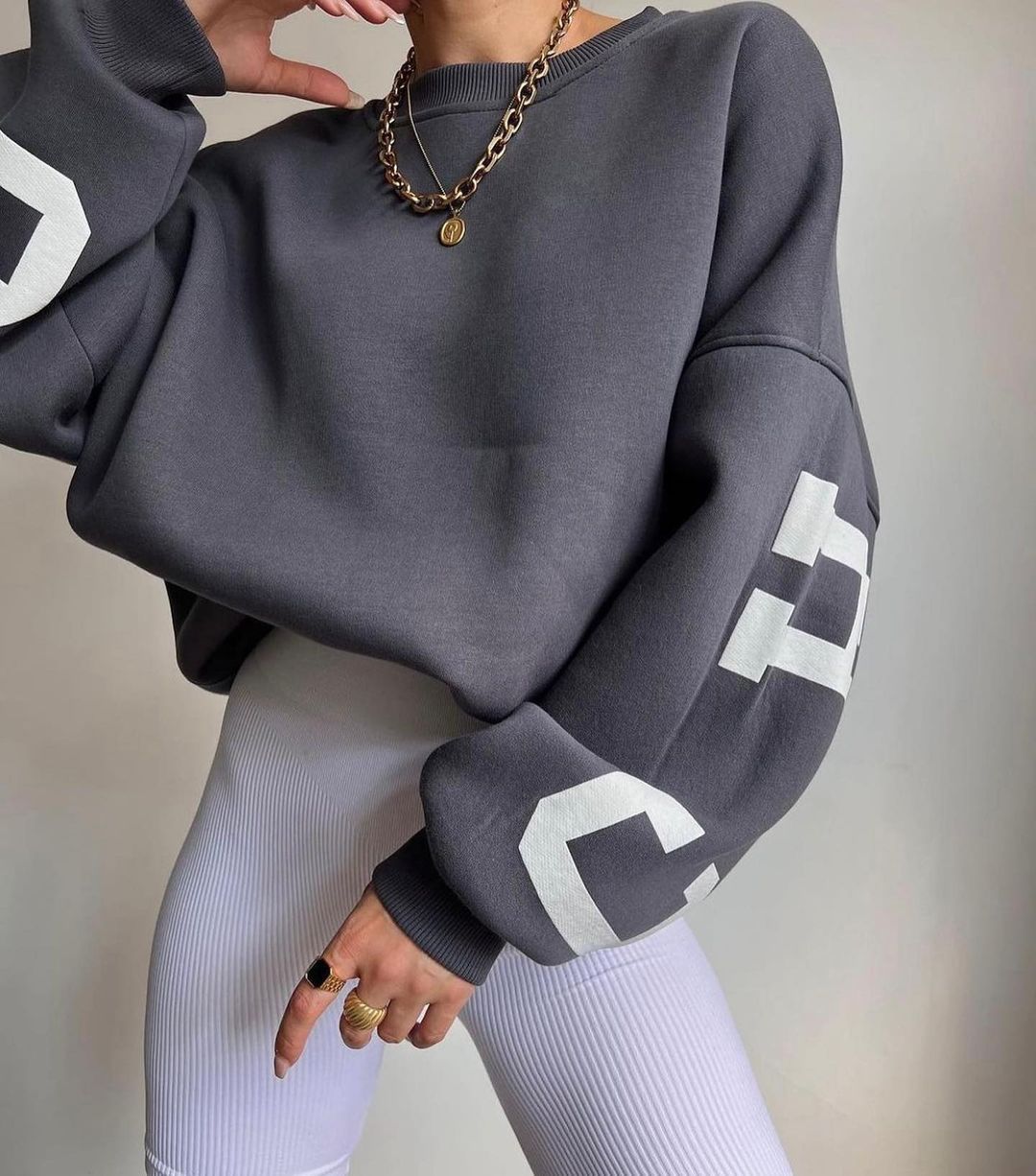 Streetwear Athleisure Sweatshirt in Übergröße - 2