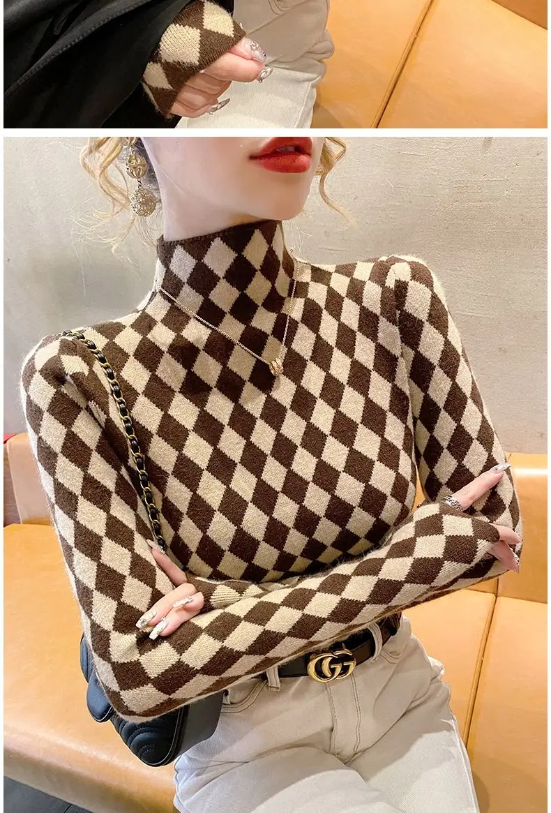 E-Girl Grunge Checkered Sweater - 16
