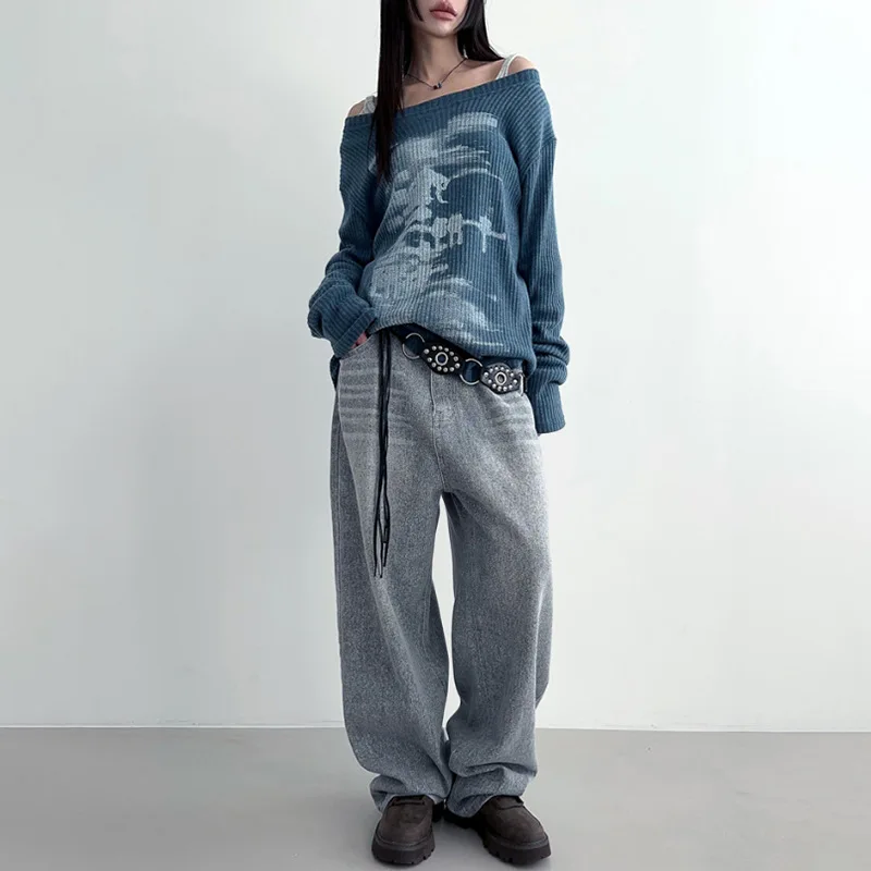 Grunge Streetwear Graphic Sweater - 17