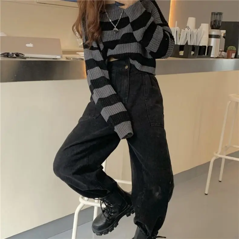 Y2K Grunge Cropped Striped Knit Sweater - 6 Y2K Grunge Cropped Striped Knit Sweater - 6