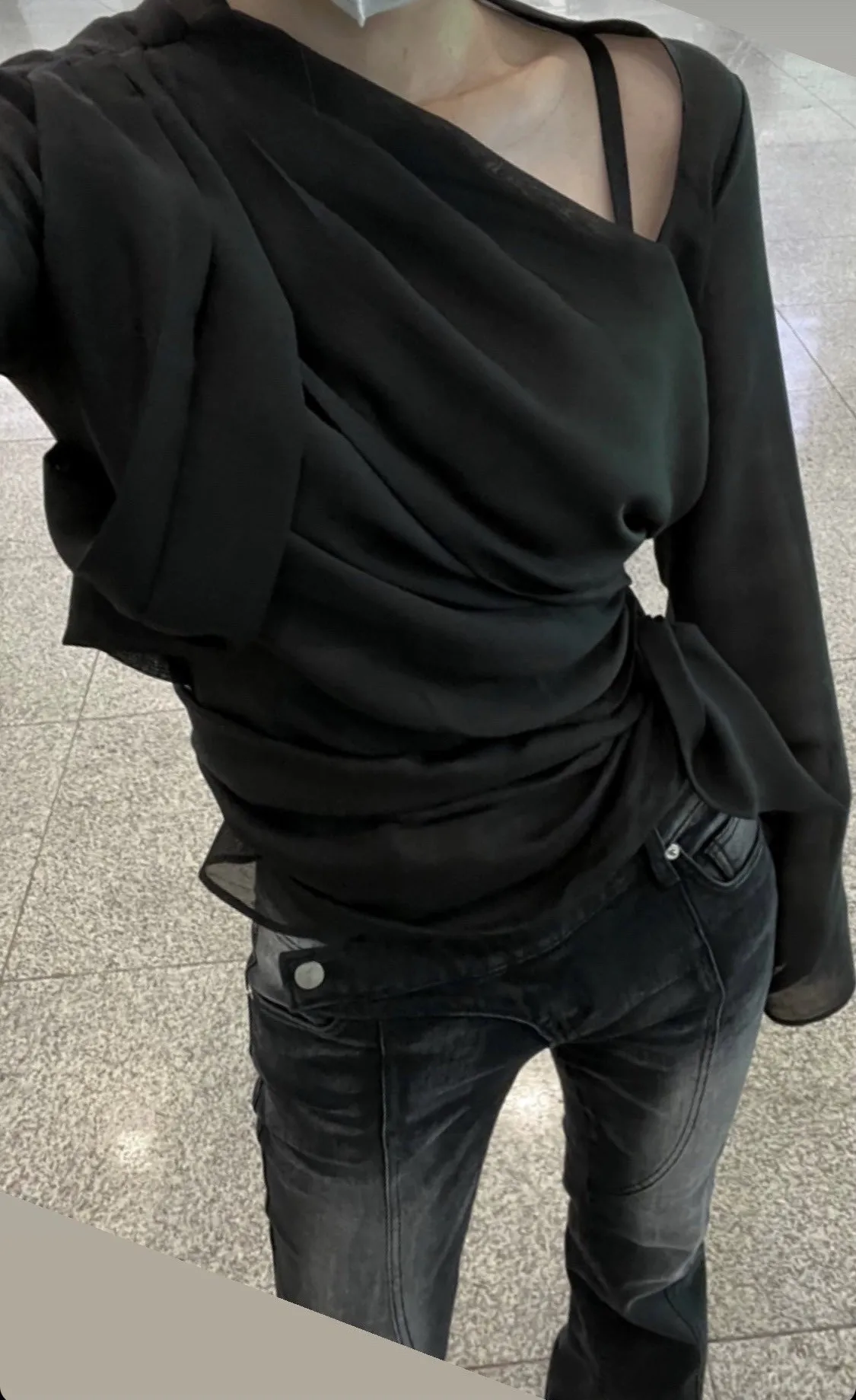 Pantalon utilitaire évasé Cyberpunk Techwear - 4 Pantalon utilitaire évasé Cyberpunk Techwear - 4