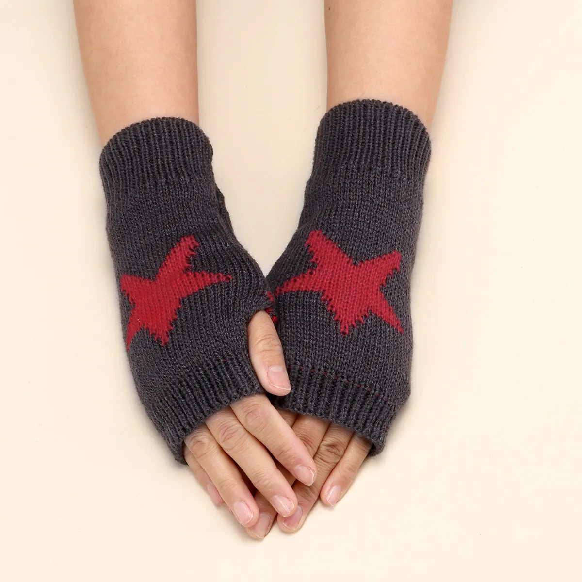 Gothic E-Girl Fingerless Star-Knit Mittens Gothic E-Girl Fingerless Star-Knit Mittens