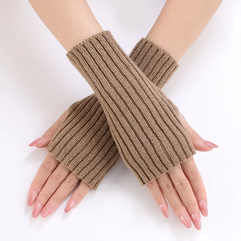 Gothic E-Girl Fingerless Star-Knit Mittens Gothic E-Girl Fingerless Star-Knit Mittens