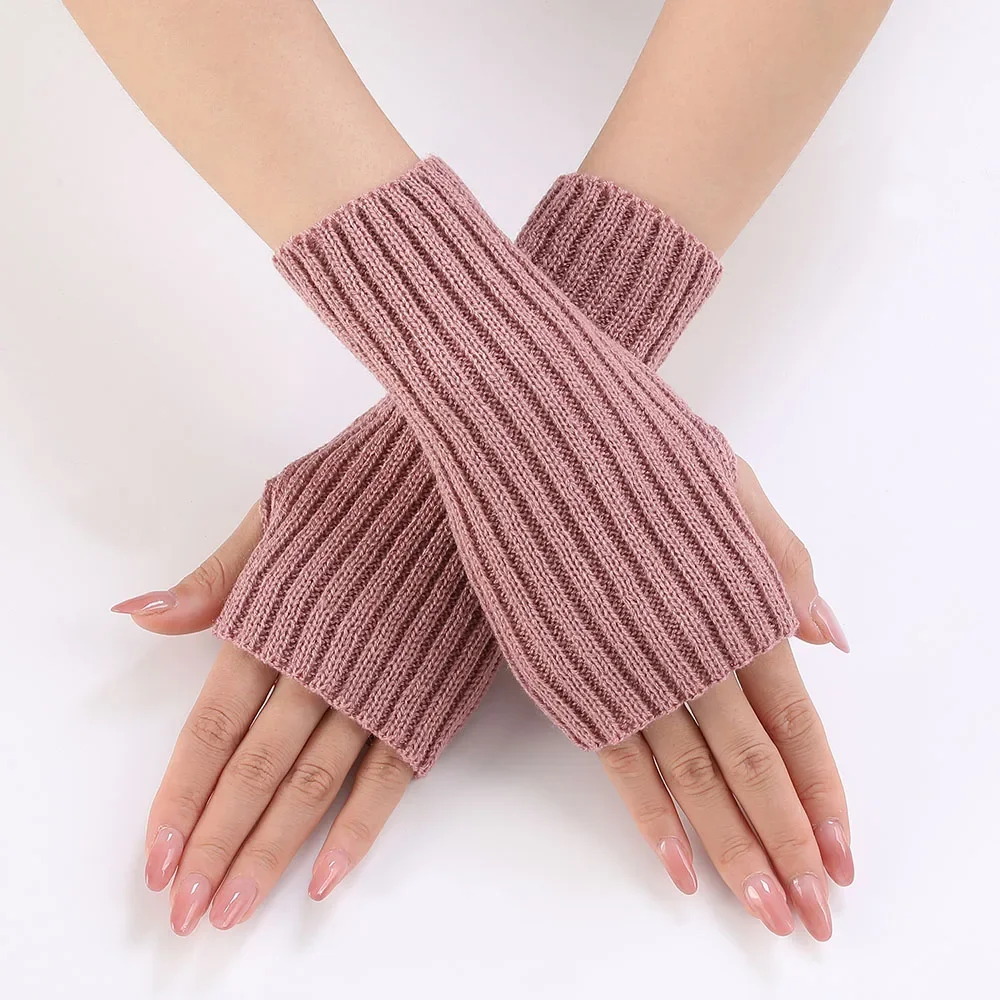 Gothic E-Girl Fingerless Star-Knit Mittens Gothic E-Girl Fingerless Star-Knit Mittens