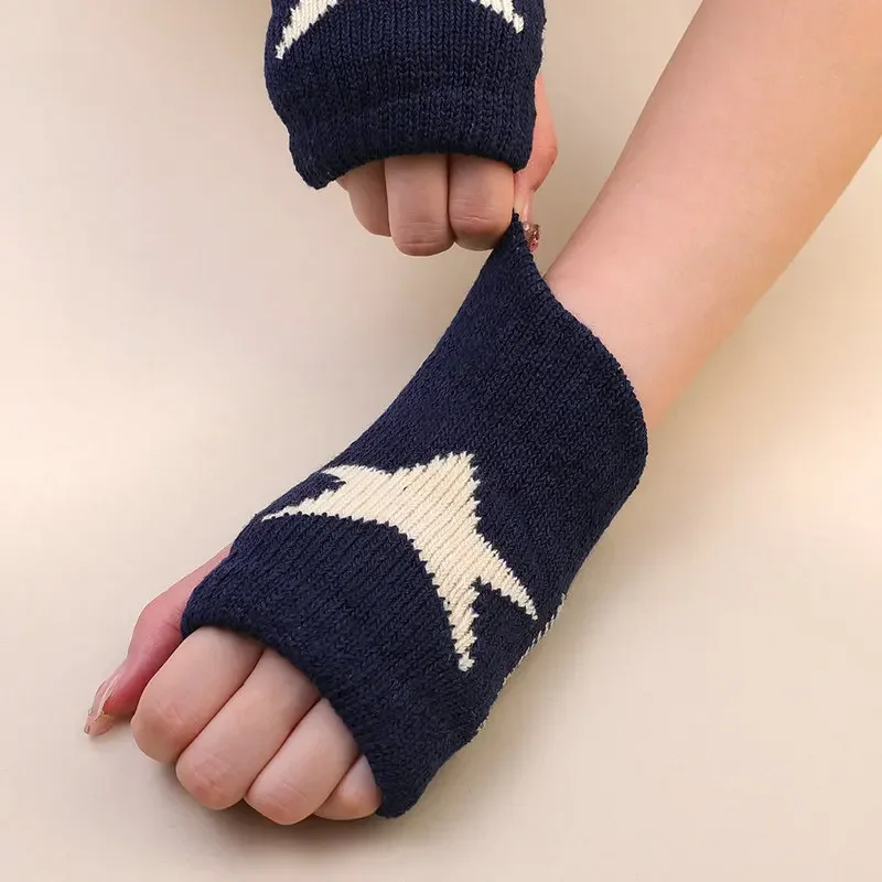 Gothic E-Girl Fingerless Star-Knit Mittens Gothic E-Girl Fingerless Star-Knit Mittens
