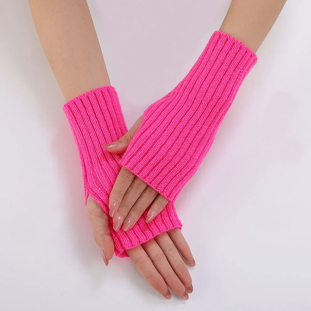 Gothic E-Girl Fingerless Star-Knit Mittens Gothic E-Girl Fingerless Star-Knit Mittens
