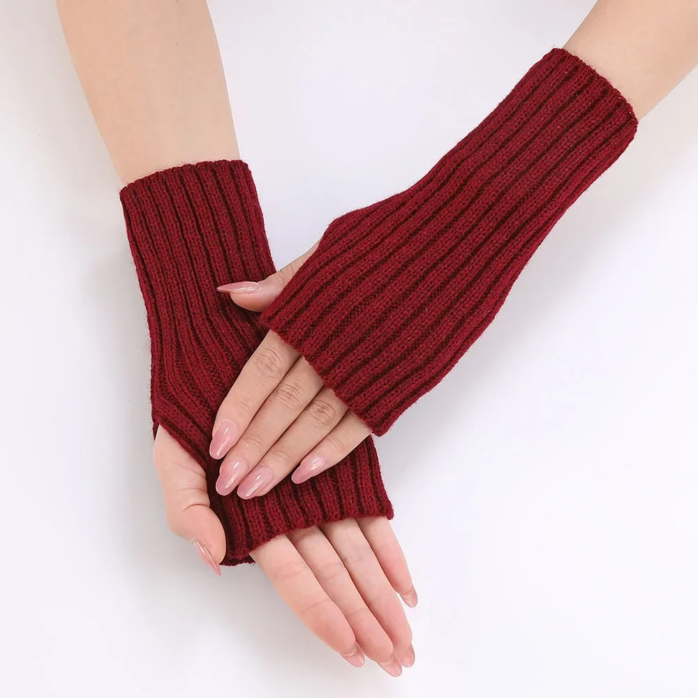 Gothic E-Girl Fingerless Star-Knit Mittens Gothic E-Girl Fingerless Star-Knit Mittens
