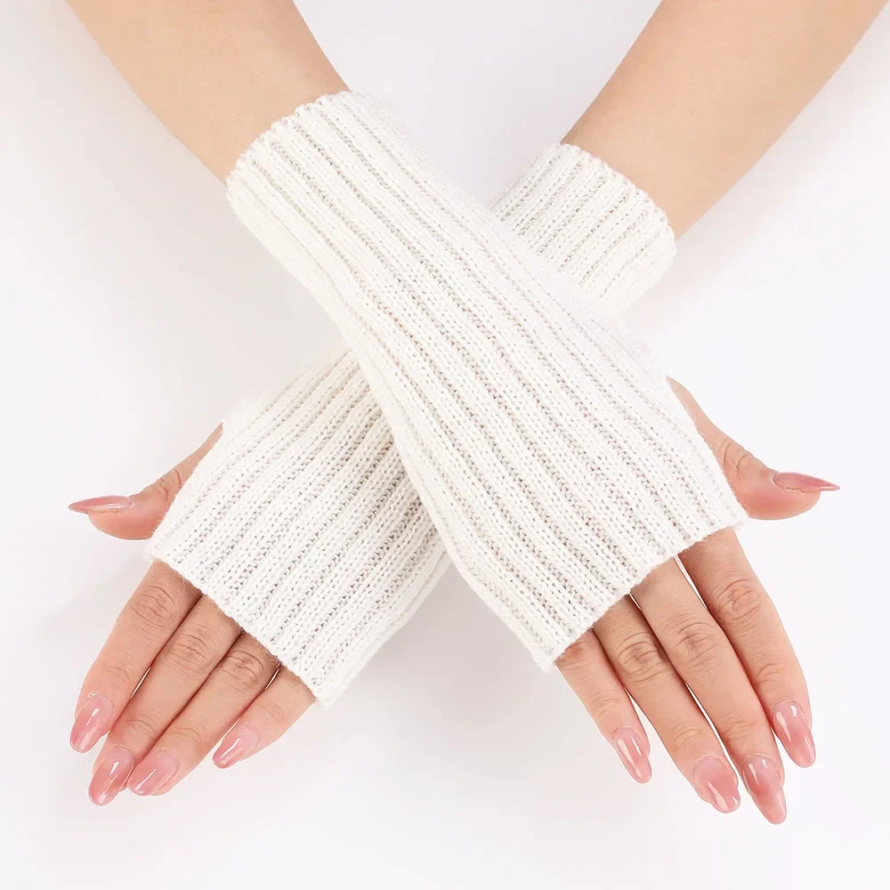 Gothic E-Girl Fingerless Star-Knit Mittens Gothic E-Girl Fingerless Star-Knit Mittens