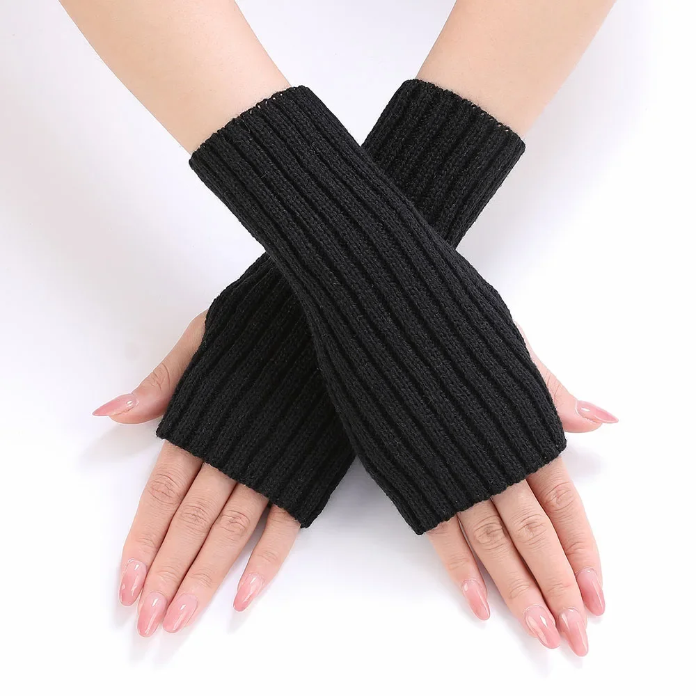 Gothic E-Girl Fingerless Star-Knit Mittens Gothic E-Girl Fingerless Star-Knit Mittens