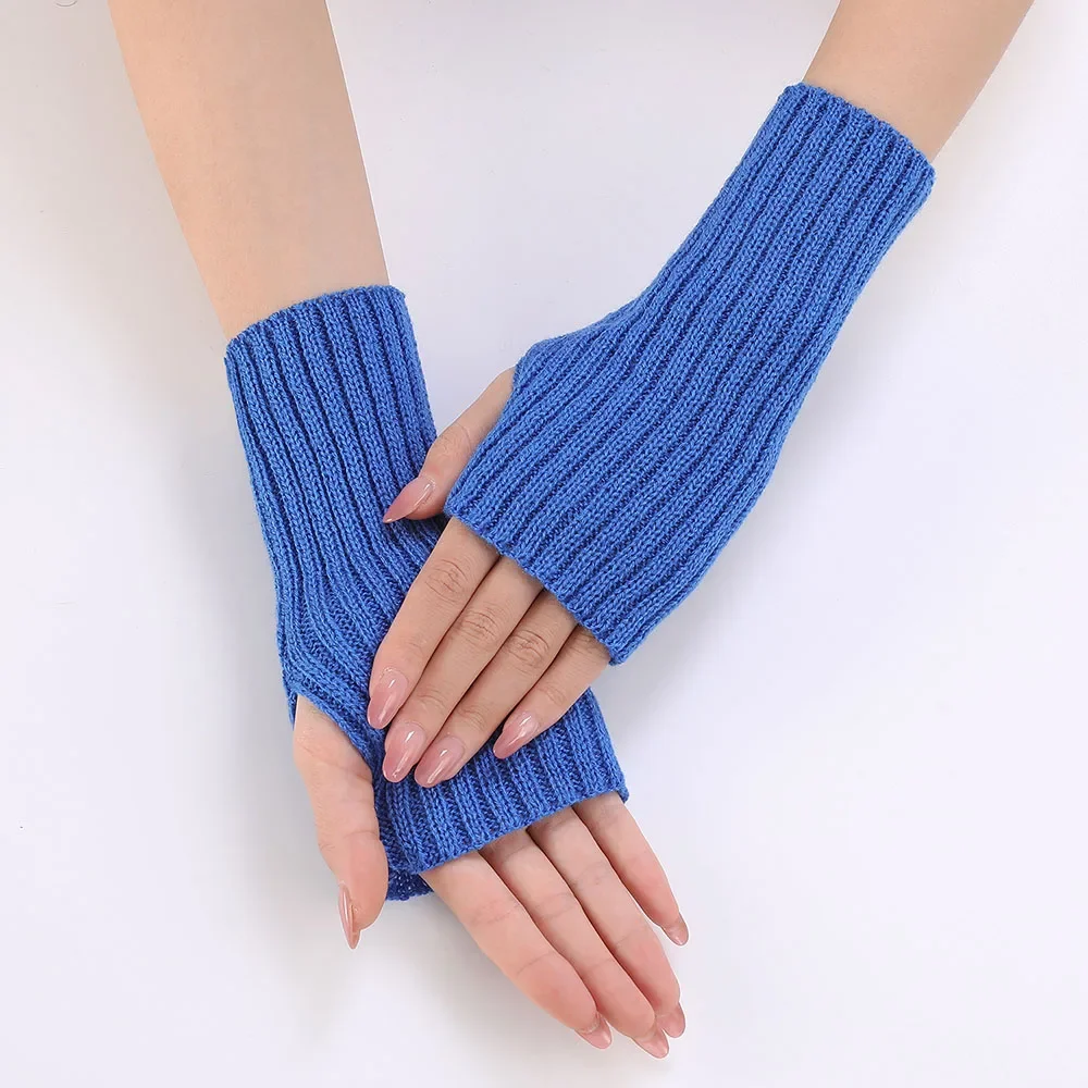 Gothic E-Girl Fingerless Star-Knit Mittens Gothic E-Girl Fingerless Star-Knit Mittens