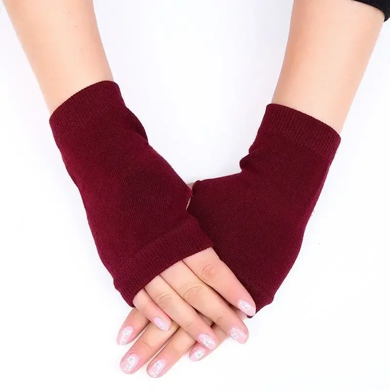 Gothic E-Girl Fingerless Star-Knit Mittens Gothic E-Girl Fingerless Star-Knit Mittens