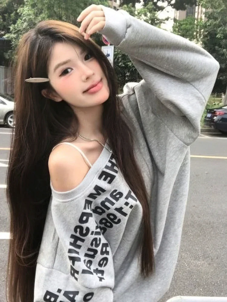 Y2K E-Girl Oversized Off-Shoulder Graphic Sweatshirt - 2 Y2K E-Girl Oversized Off-Shoulder Graphic Sweatshirt - 2