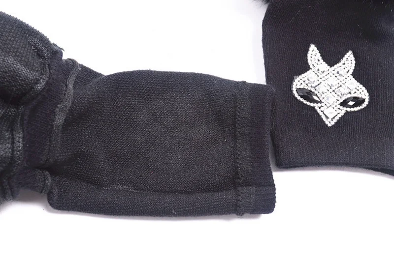 Gothic Kawaii Faux-Fur Embellished Fingerless Gloves - 7 Gothic Kawaii Faux-Fur Embellished Fingerless Gloves - 7